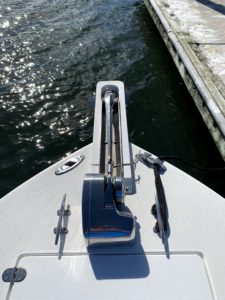 Marine survey on Albin 26 cc - bow