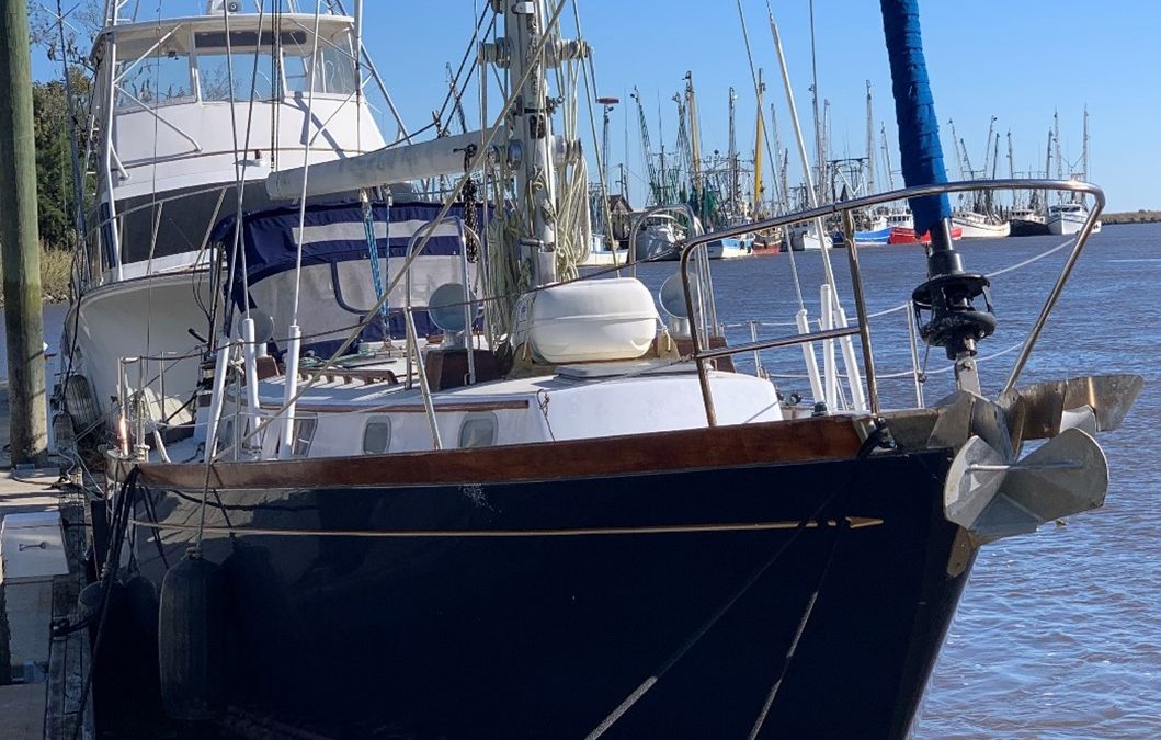 1980 Bristol 45.5 Aft Cockpit - Marine Survey Brunswick - boat is dock side