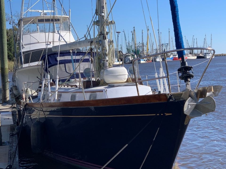 1980 Bristol 45.5 Aft Cockpit - Marine Survey Brunswick - boat is dock side